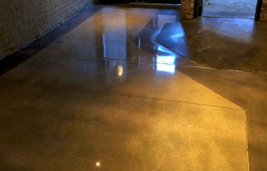 custom concrete floor finishing