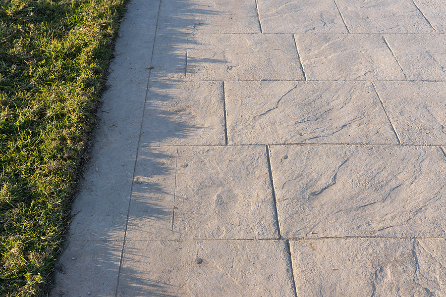 decorative epoxy applications for concrete pavements